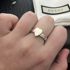 Gucci ring